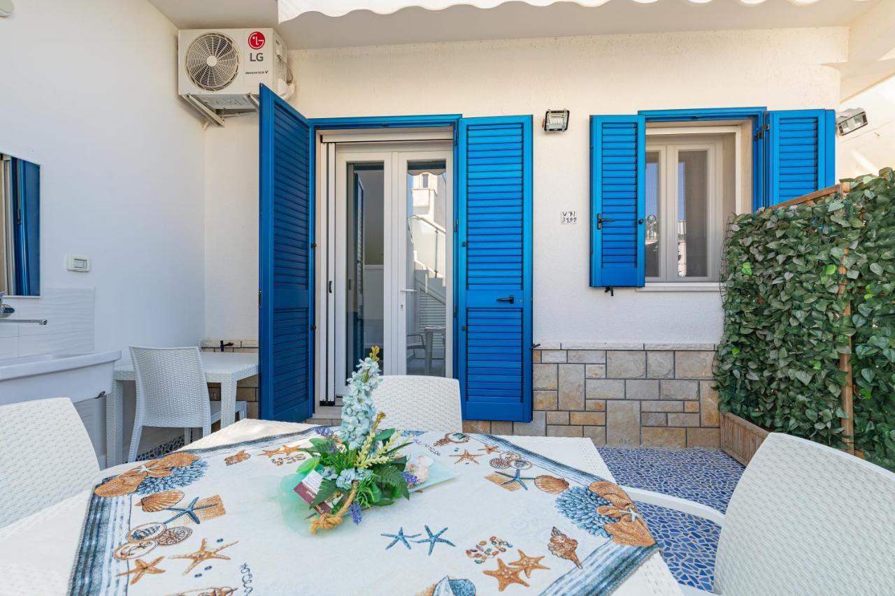 A Due Passi Dal Mare Apartamento Torre Lapillo Exterior foto